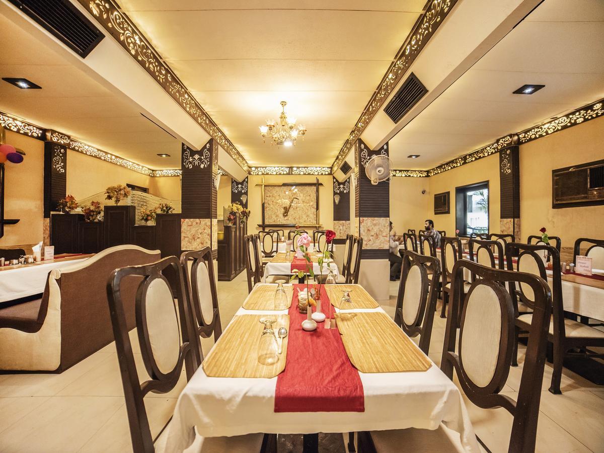 Fabhotel Santoor Geeta Bhawan Square Indore Dış mekan fotoğraf