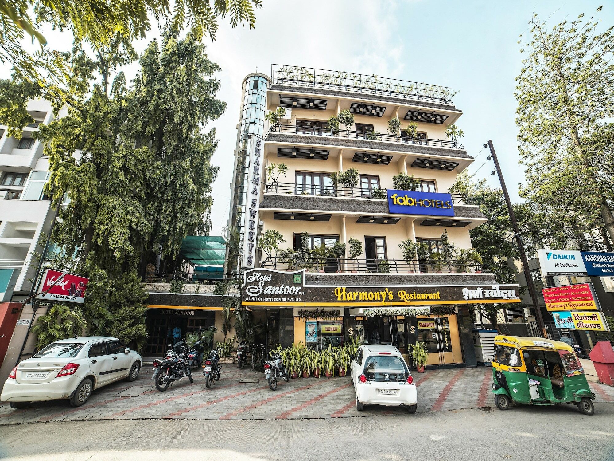 Fabhotel Santoor Geeta Bhawan Square Indore Dış mekan fotoğraf